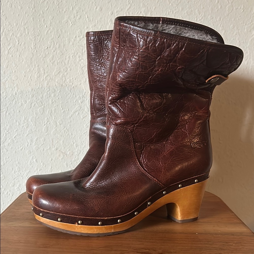 UGG Stylish Brown Leather Women's Boots 🤎